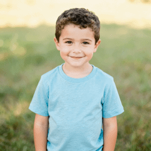 enfant avec t-shirt haut catégorie de mode éthique pour etikashion